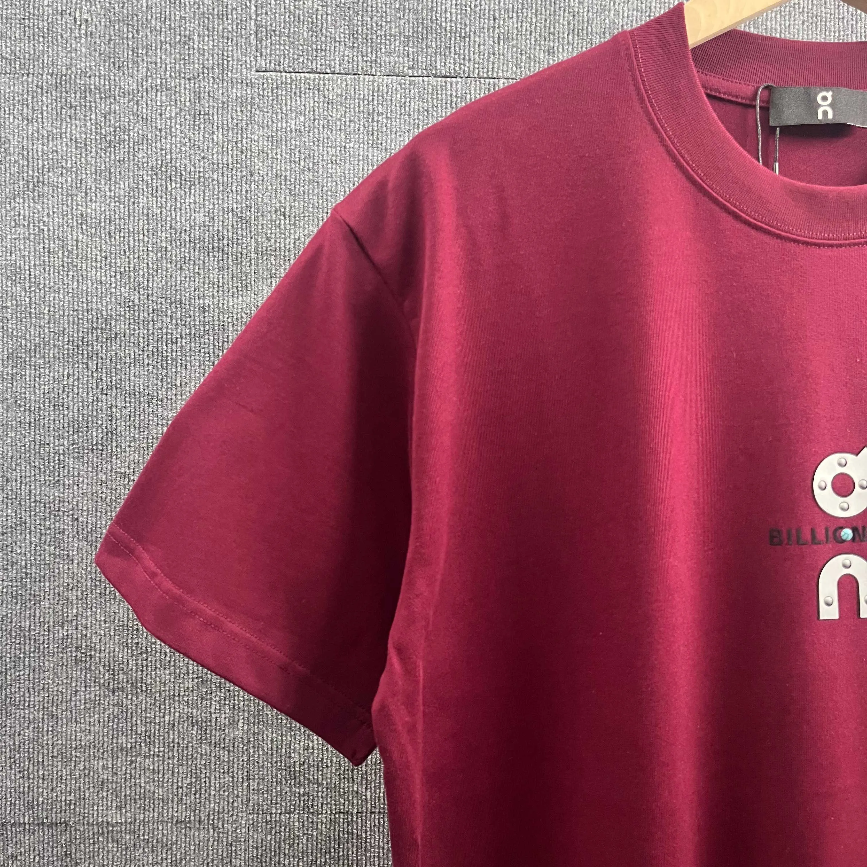 On runn Series 2026 Spring and Summer New Arrival Classic personalized logo letter totem hot beads + letter flocking thick plate silicone technology Double yarn custom plain cotton fabric Short-sleeved T-shirt Men and women Same Style Color: Black White Wine Red Size: S (90-130 catties) M (120-150 catties) L (140-165 catties) XL (160-180 catties) XXL (180 pounds)
